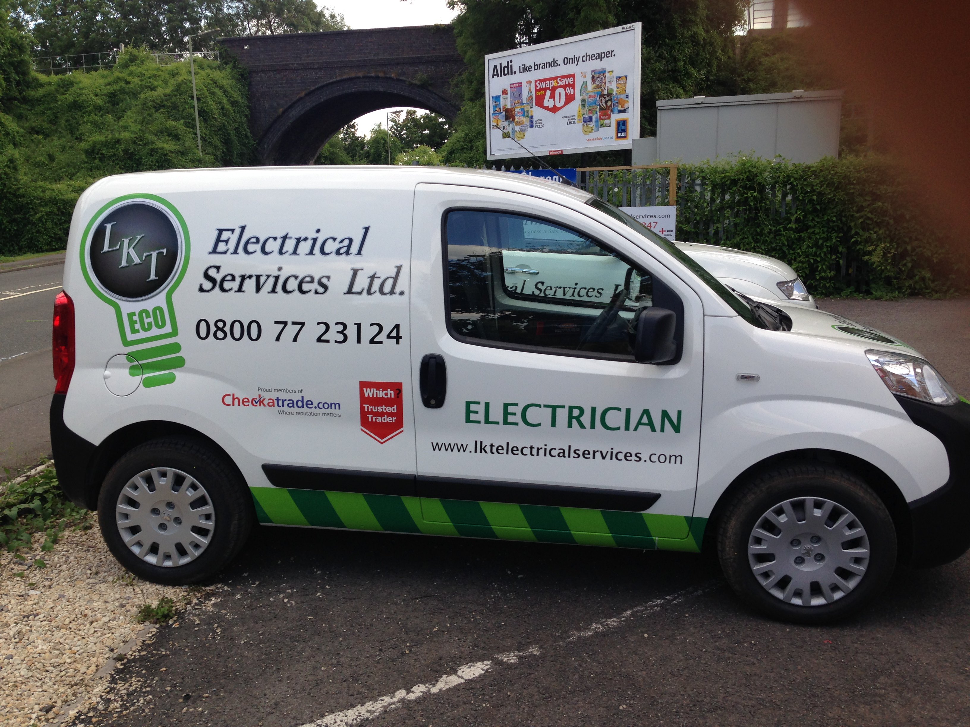 LKTElectrical's profile banner image
