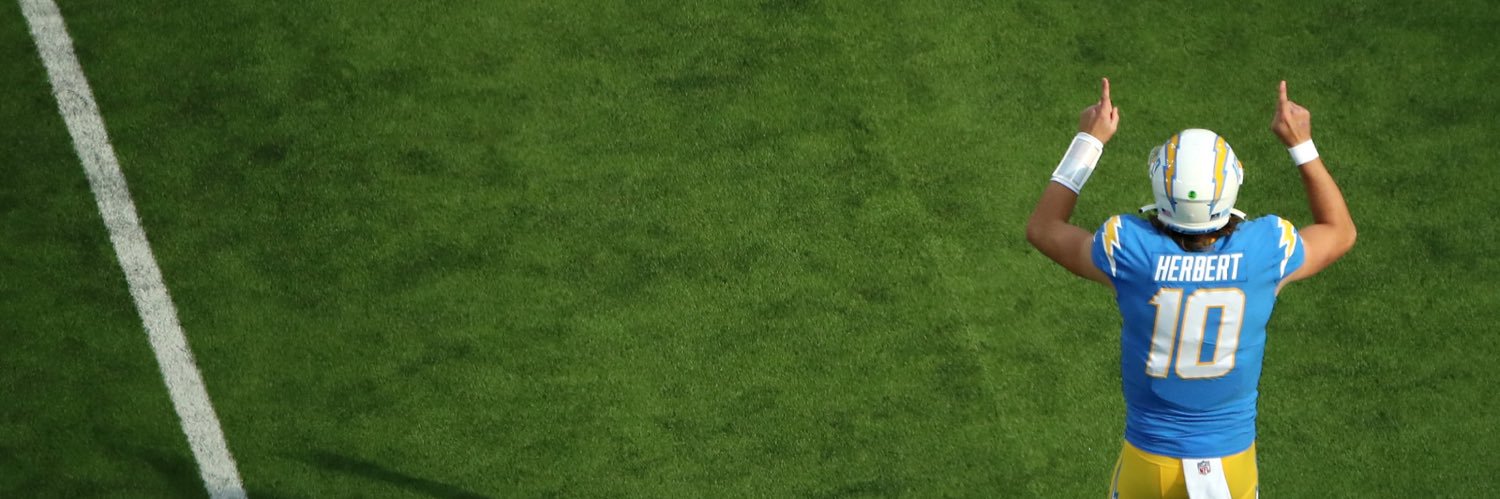 Luis_Galeea's profile banner image