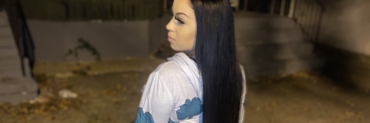 giannaversace's profile banner image