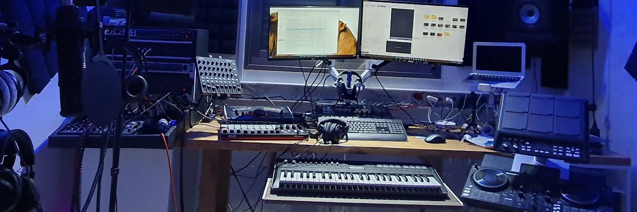 MrWizzdoM's profile banner image