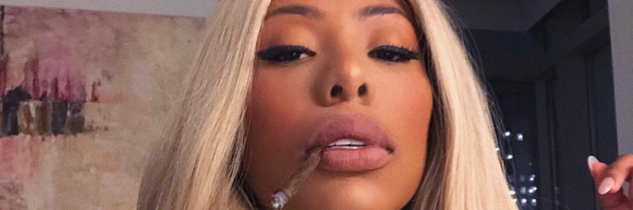 chellythebrat_'s profile banner image