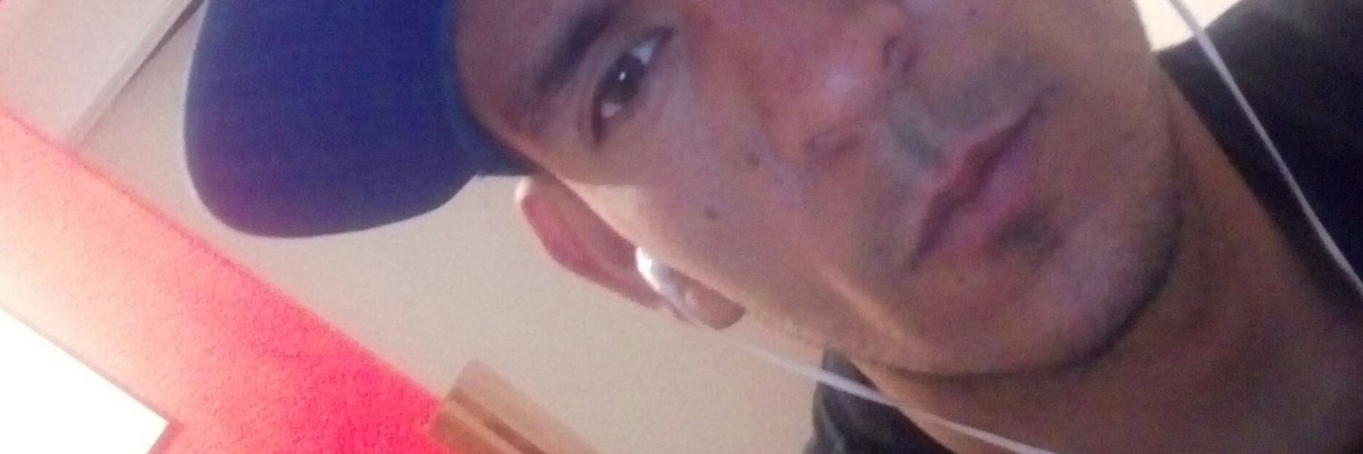 irob27's profile banner image