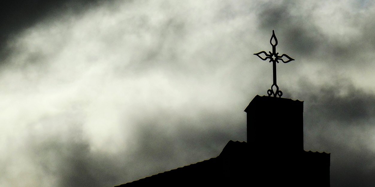 DM19's profile banner image