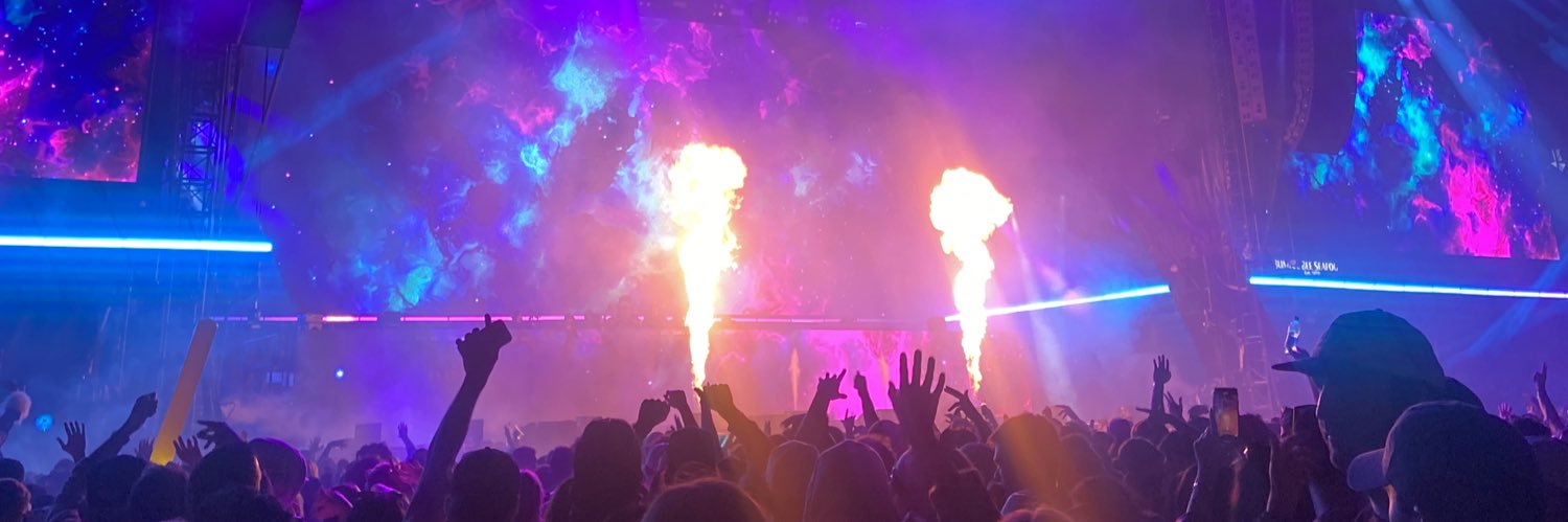 Nicolebergeron_'s profile banner image