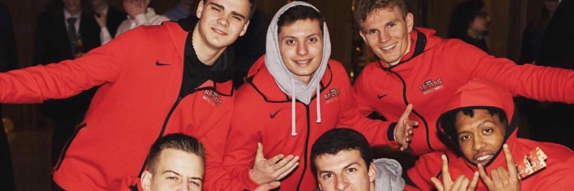 iamdeontev's profile banner image