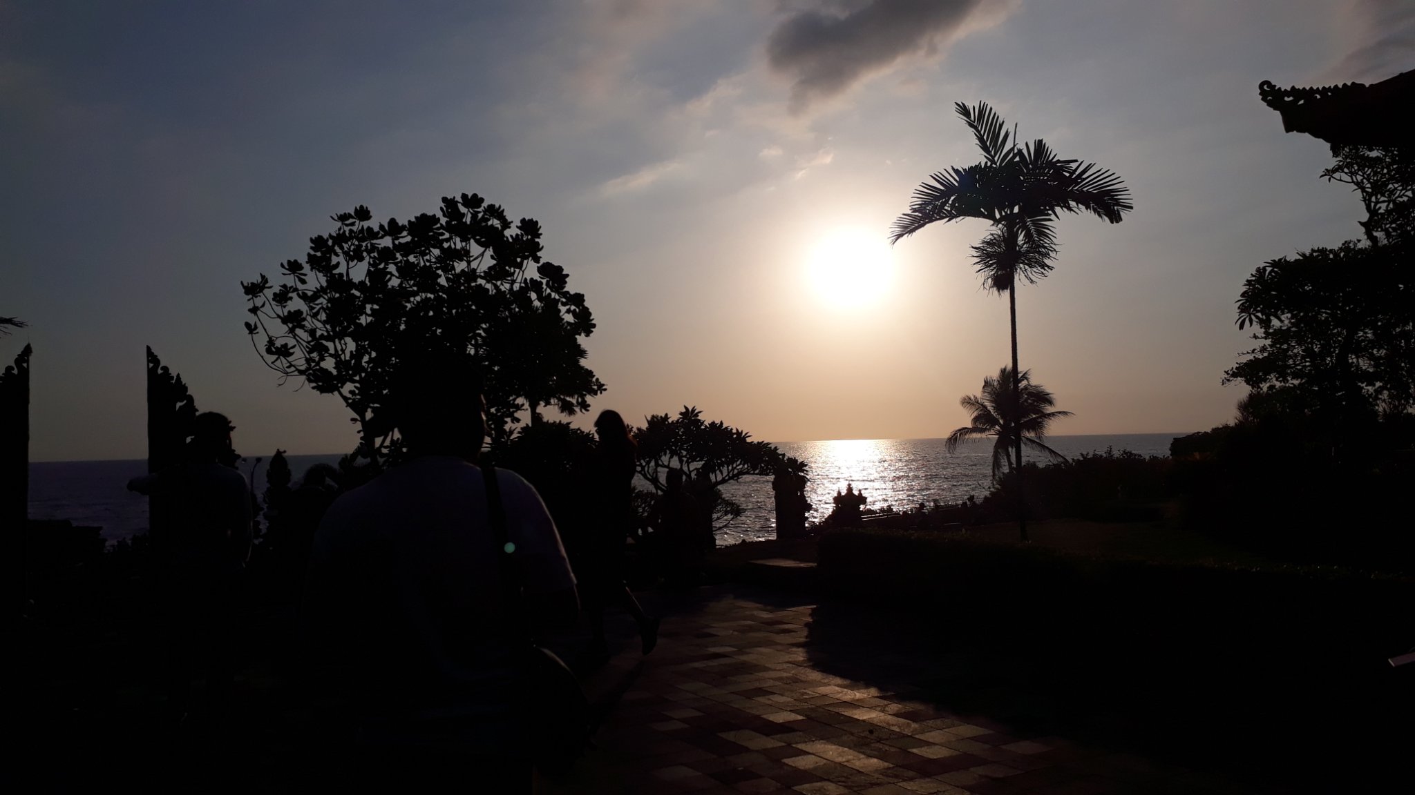 MyRisna's profile banner image