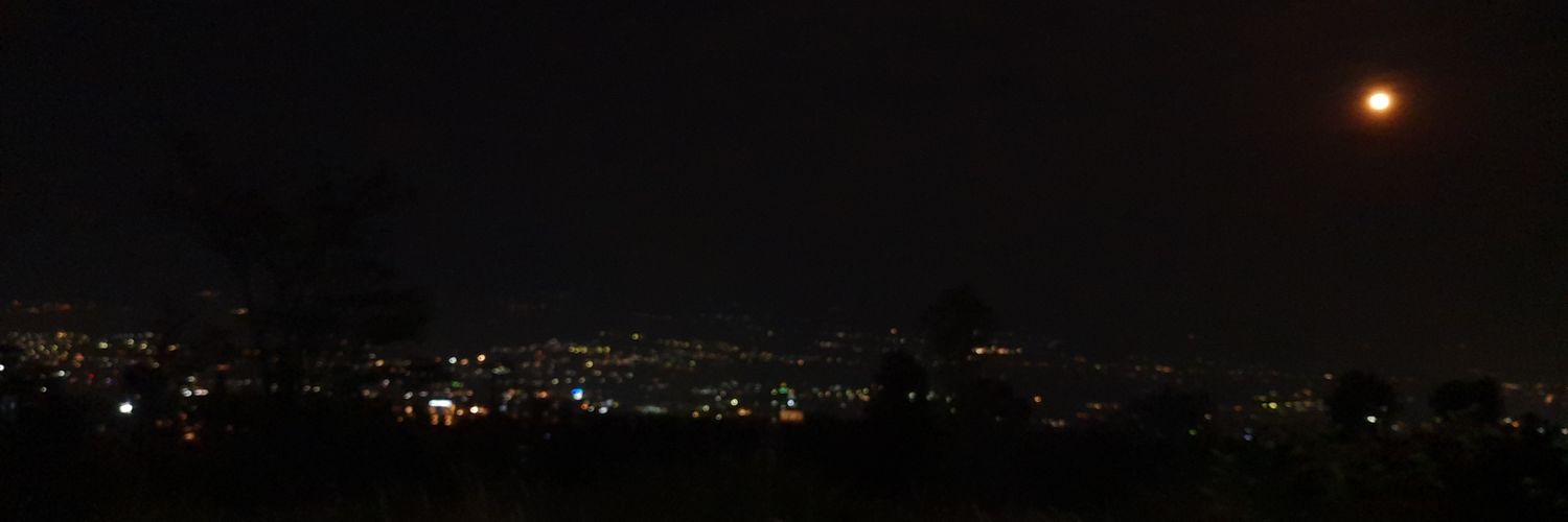 deesy28's profile banner image