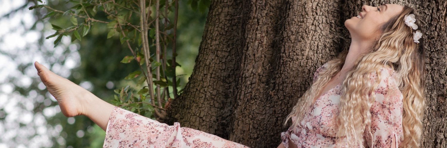 Fran_Harriet's profile banner image