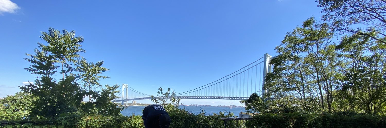 erincro's profile banner image