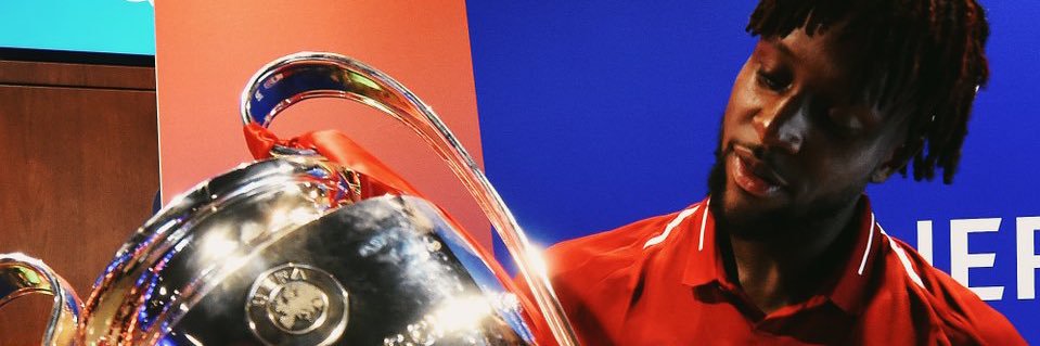 02TomD's profile banner image