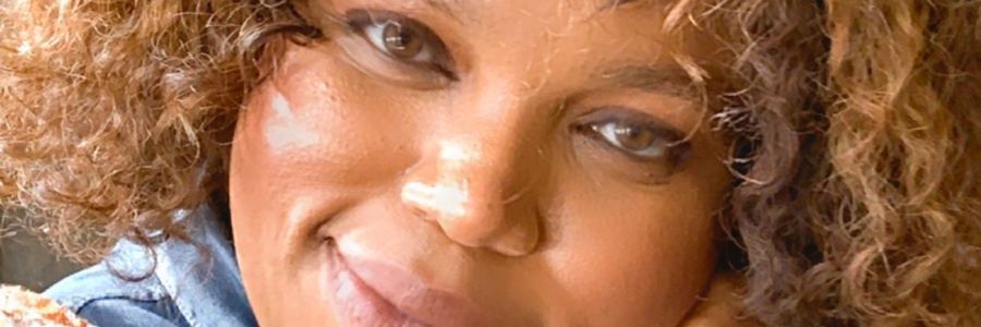 Thabsiya's profile banner image