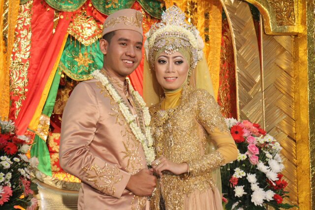 selviani_ayu's profile banner image