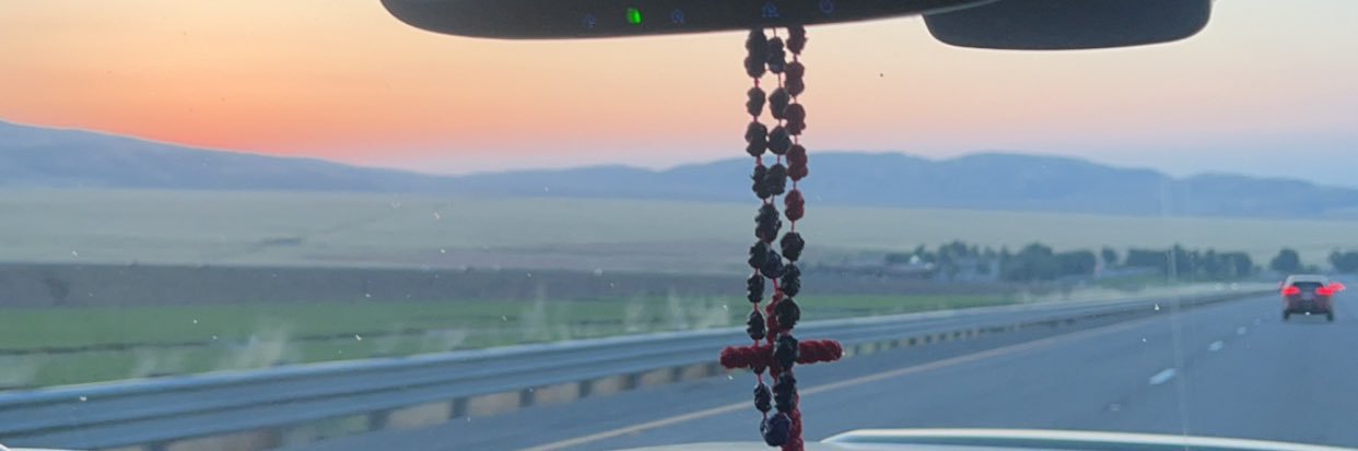 estrelluh's profile banner image