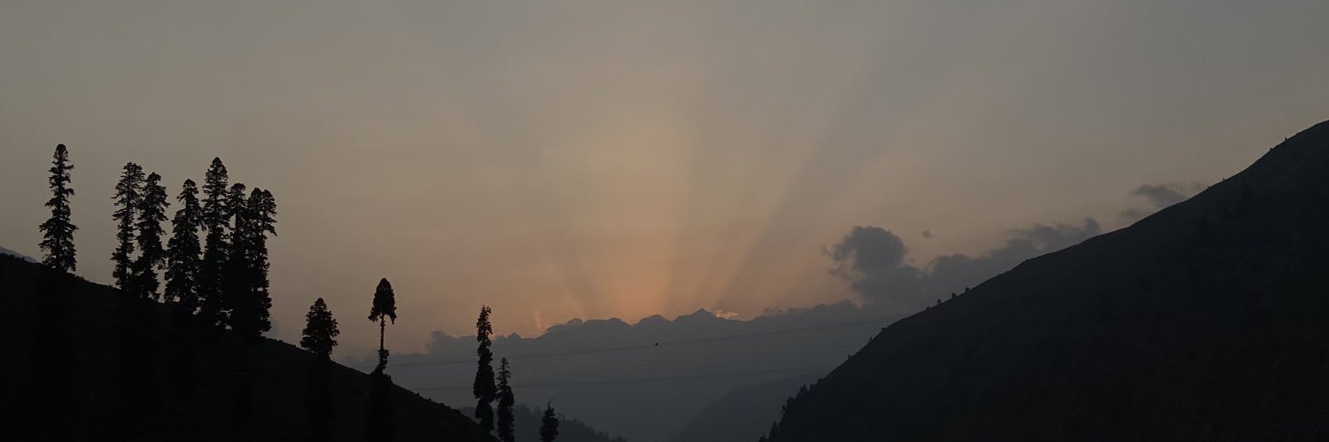 EmanShoaib4's profile banner image