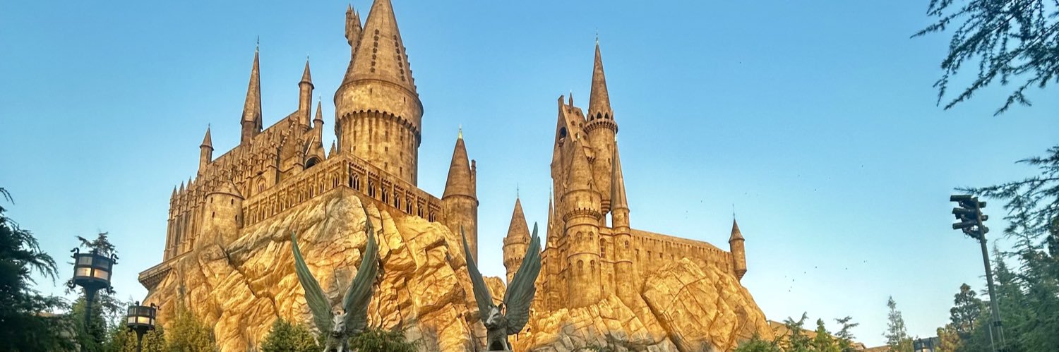 Almasanrey's profile banner image