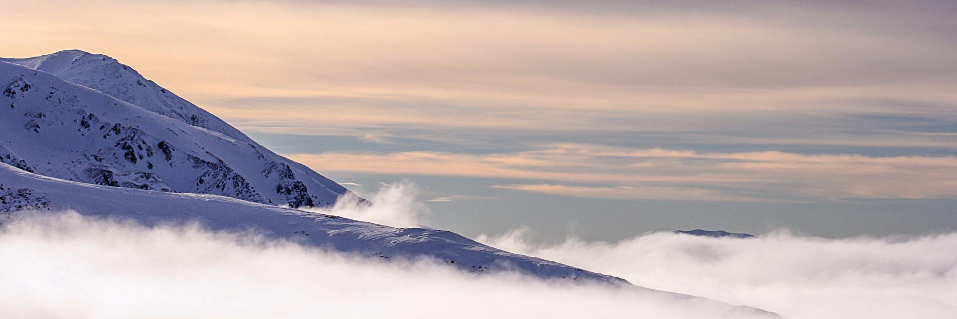 largephotos's profile banner image