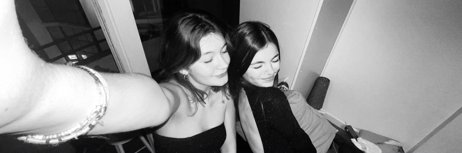 __Jeanneavs's profile banner image