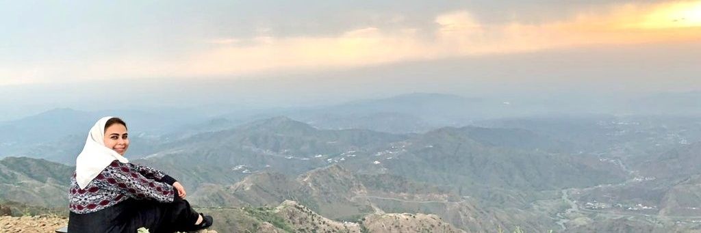 حليمة مُظفّر banner