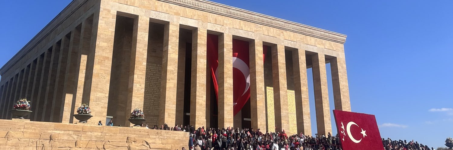 uzunerirem_'s profile banner image