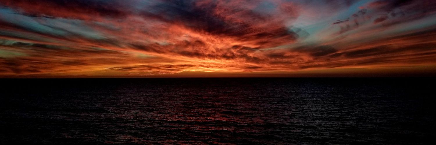 thotrenn's profile banner image