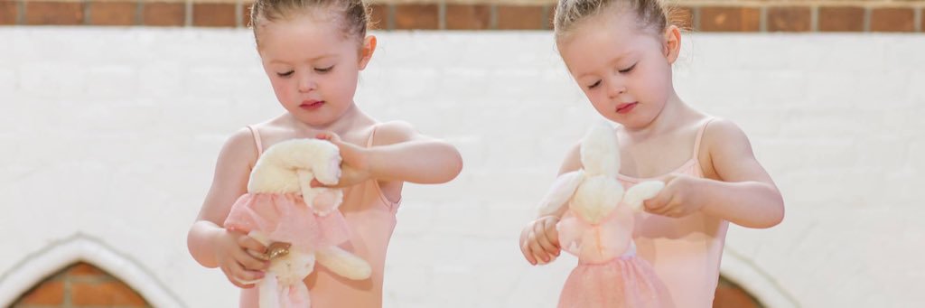 LittleLdnBallet's profile banner image