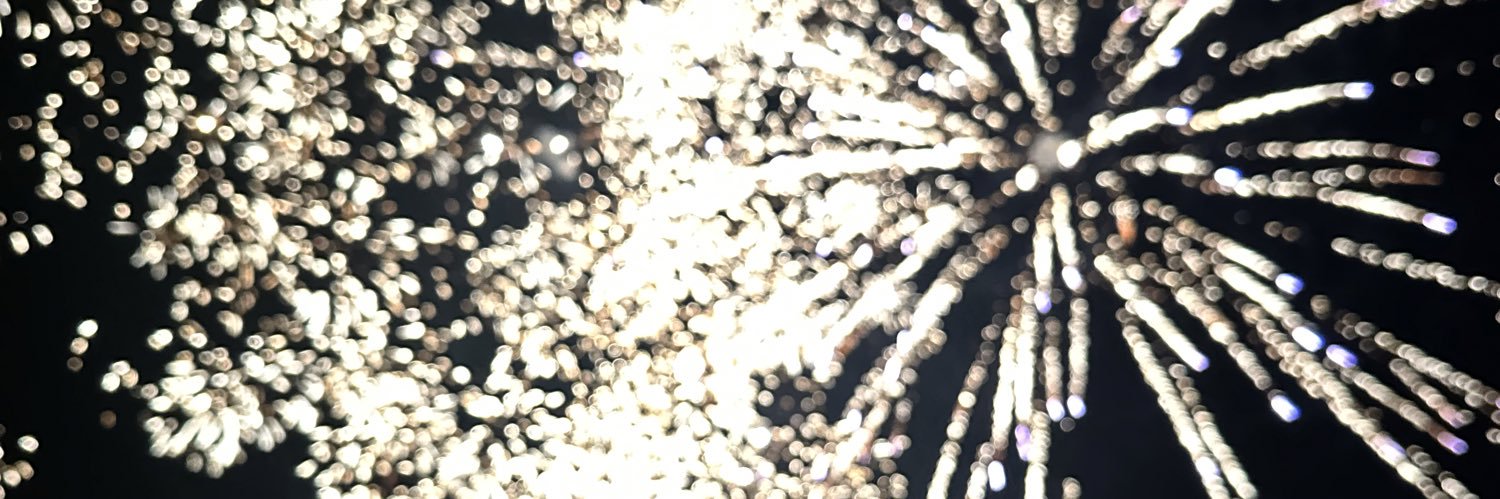 reaahoop's profile banner image