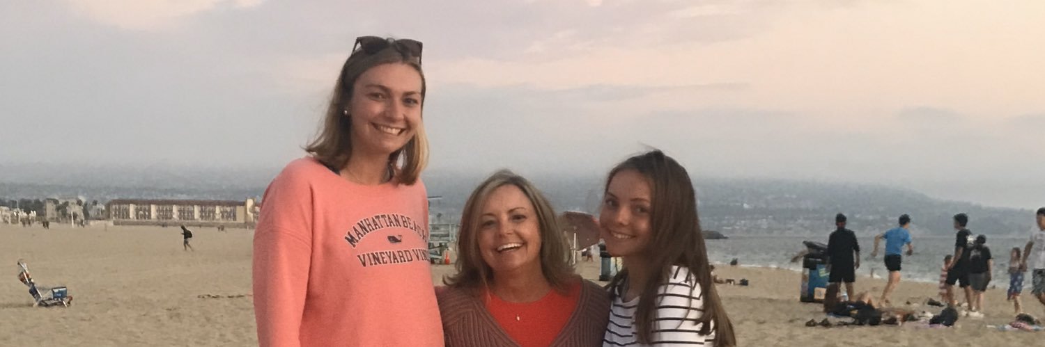 KimLGards's profile banner image