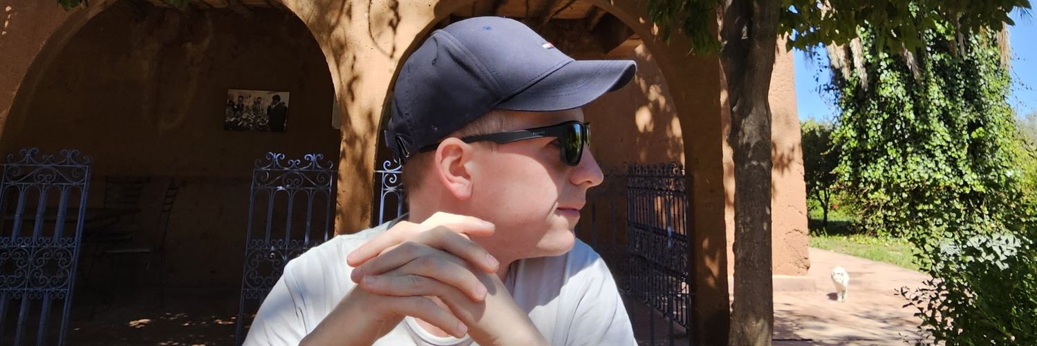 maelolt's profile banner image