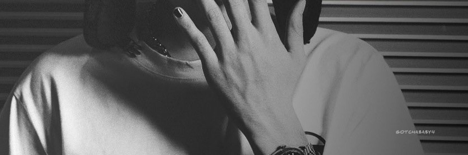 Naiiia🕸 banner