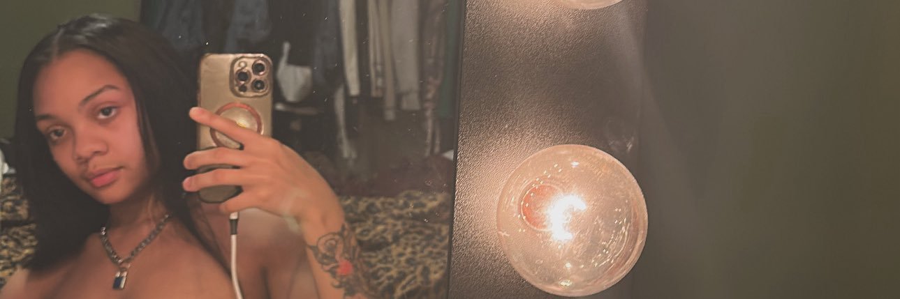 RAVENDEZERE's profile banner image