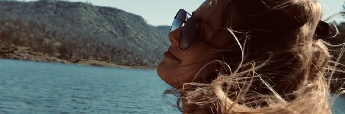 TaylorDenaeee's profile banner image