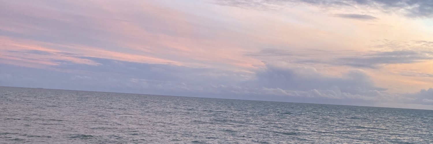 chloe_moon98's profile banner image