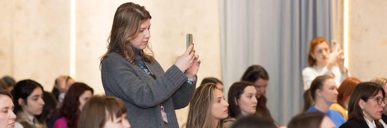 Andrea Vremis banner