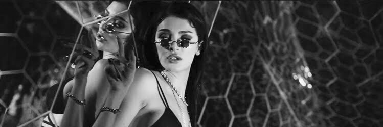 Era Istrefi Daily banner