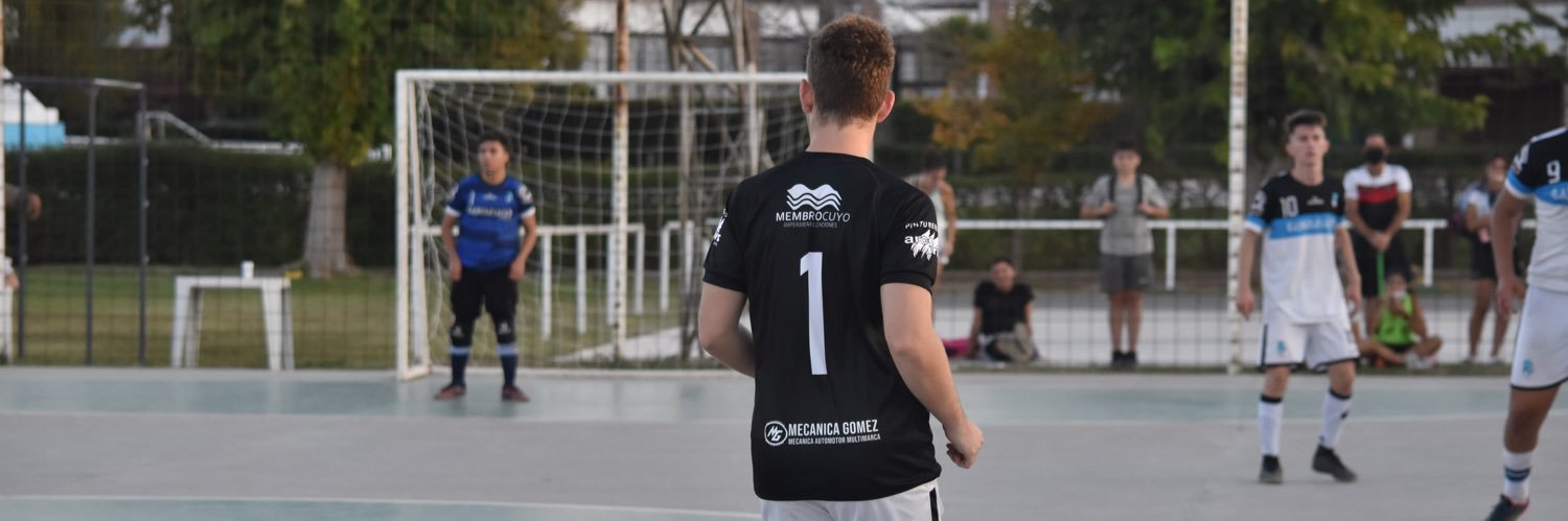 valen17deblas's profile banner image