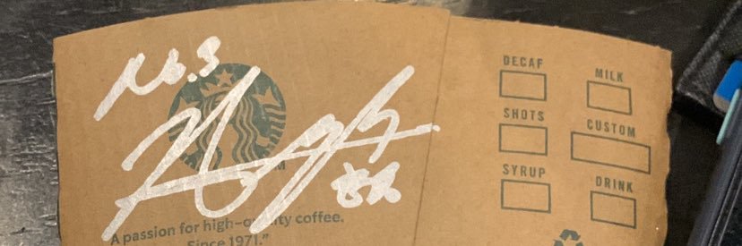 𝙸𝚟𝚘𝚛𝚢 banner