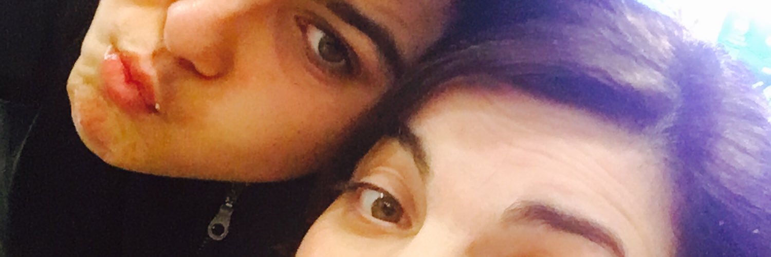 iduzzafly's profile banner image