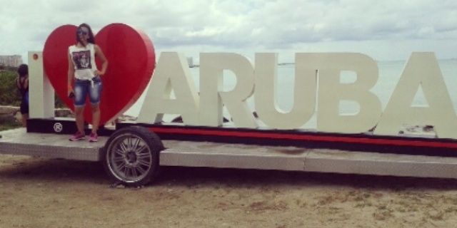 LauraRoman__'s profile banner image