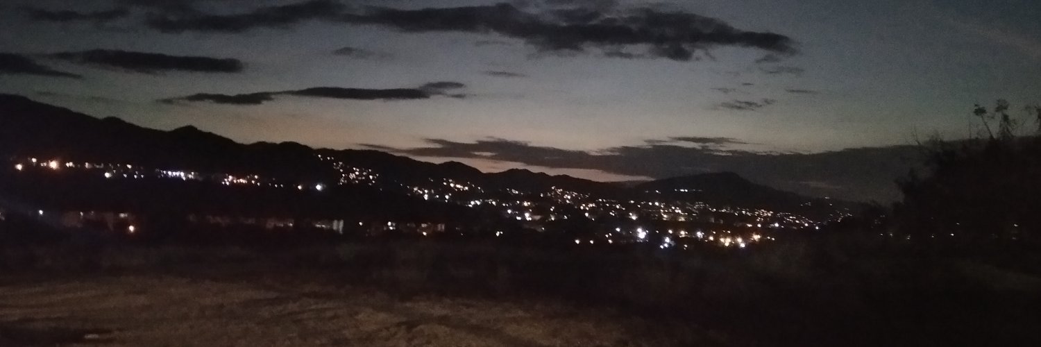 GuarenasWeb's profile banner image