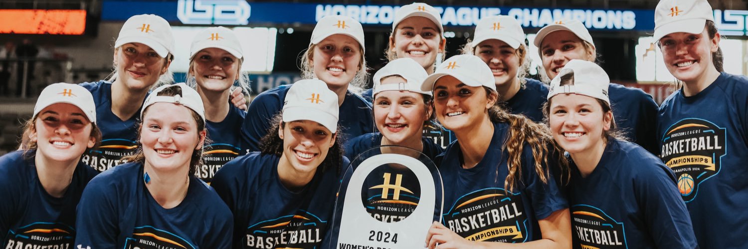cassieschiltz's profile banner image