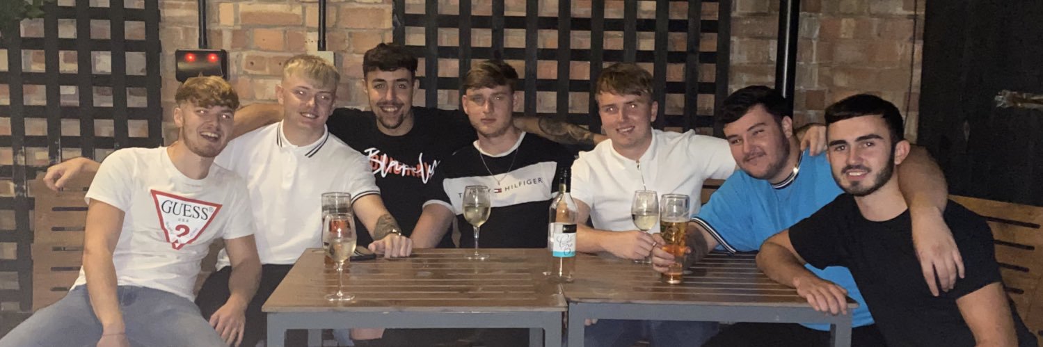 youngkyle_'s profile banner image