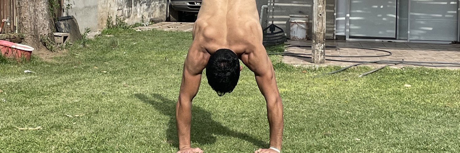 isavar23's profile banner image