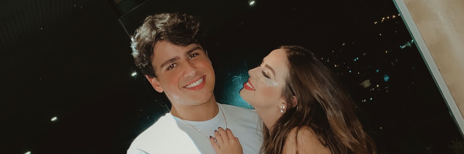 AninhaTrindade1's profile banner image