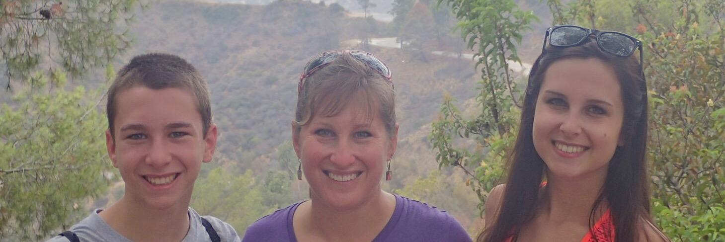 amy_auchter's profile banner image