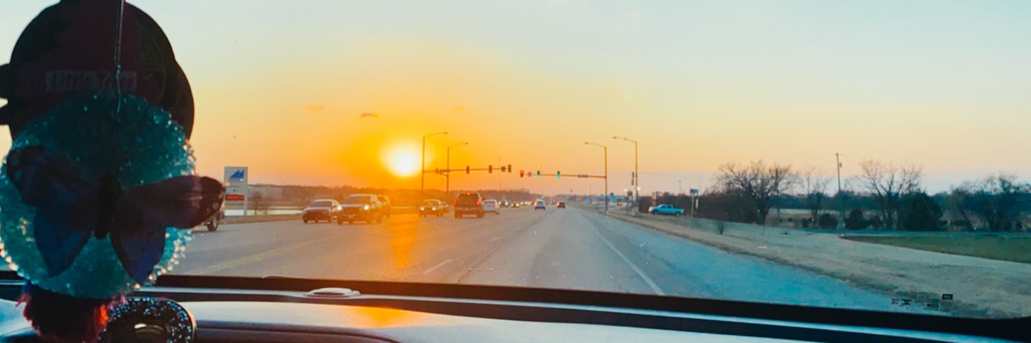 MakenaJanzen's profile banner image