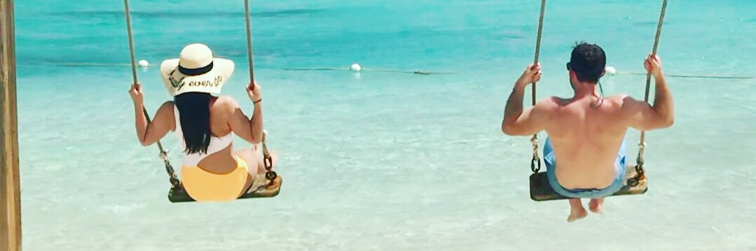 RobbynMarrie's profile banner image