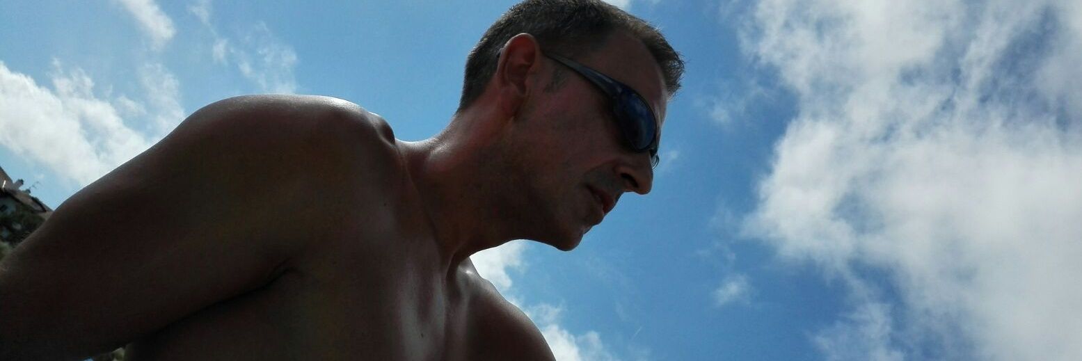 jondelanda's profile banner image