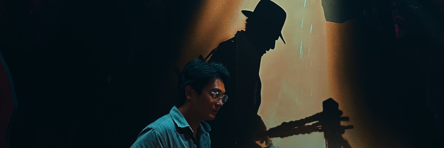 hoangloc27's profile banner image