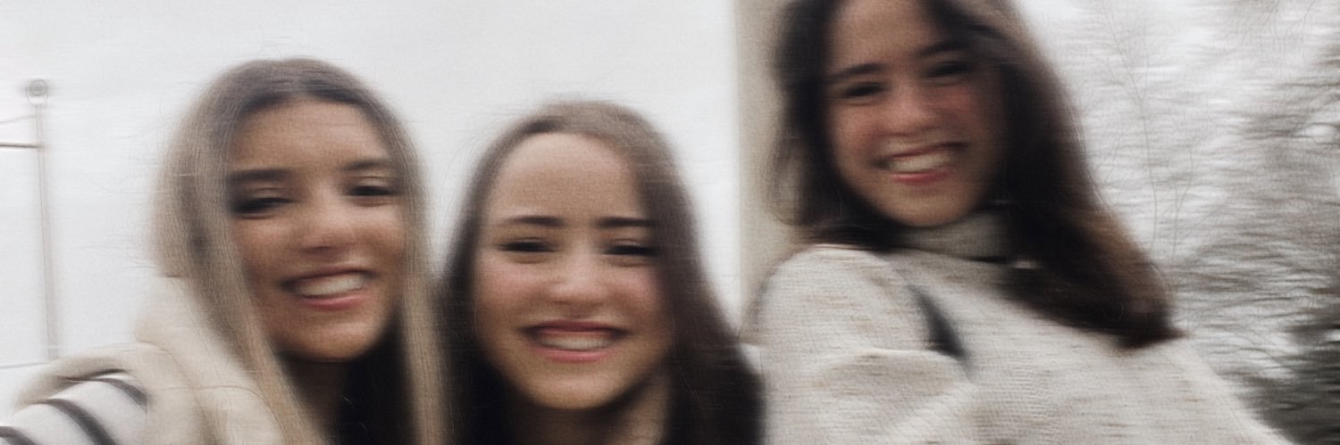Pacheco180Ana's profile banner image