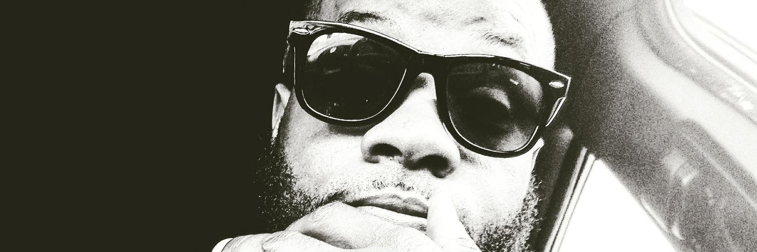 Eknawlo's profile banner image